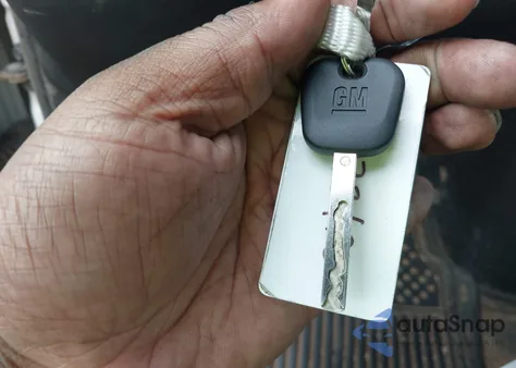 2017 Chevrolet Express 2500 Work Van z USA, uszkodzony, nr VIN 1GCWGAFF8H1247800